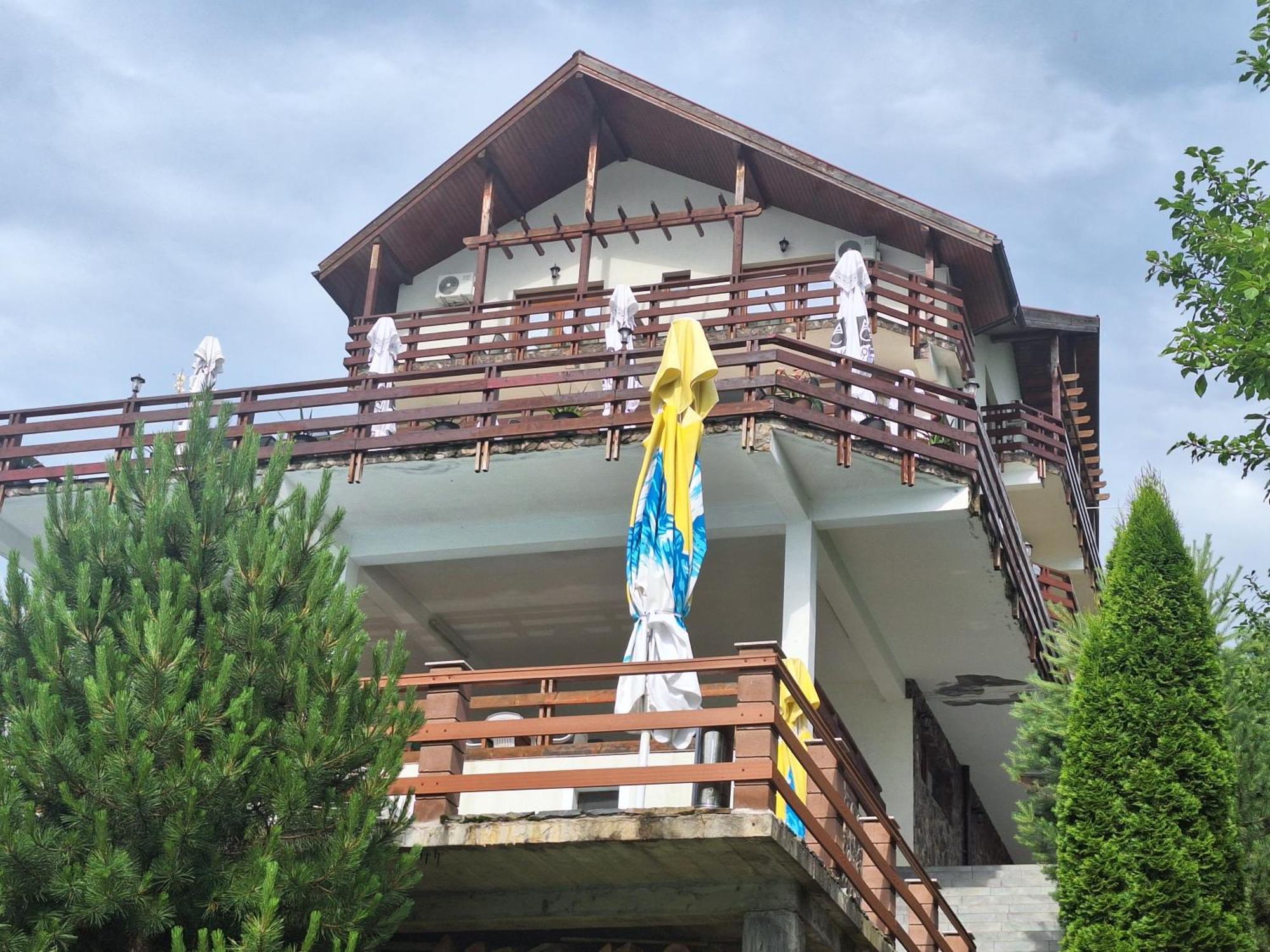 Pensiunea Belvedere Cincis Exterior foto