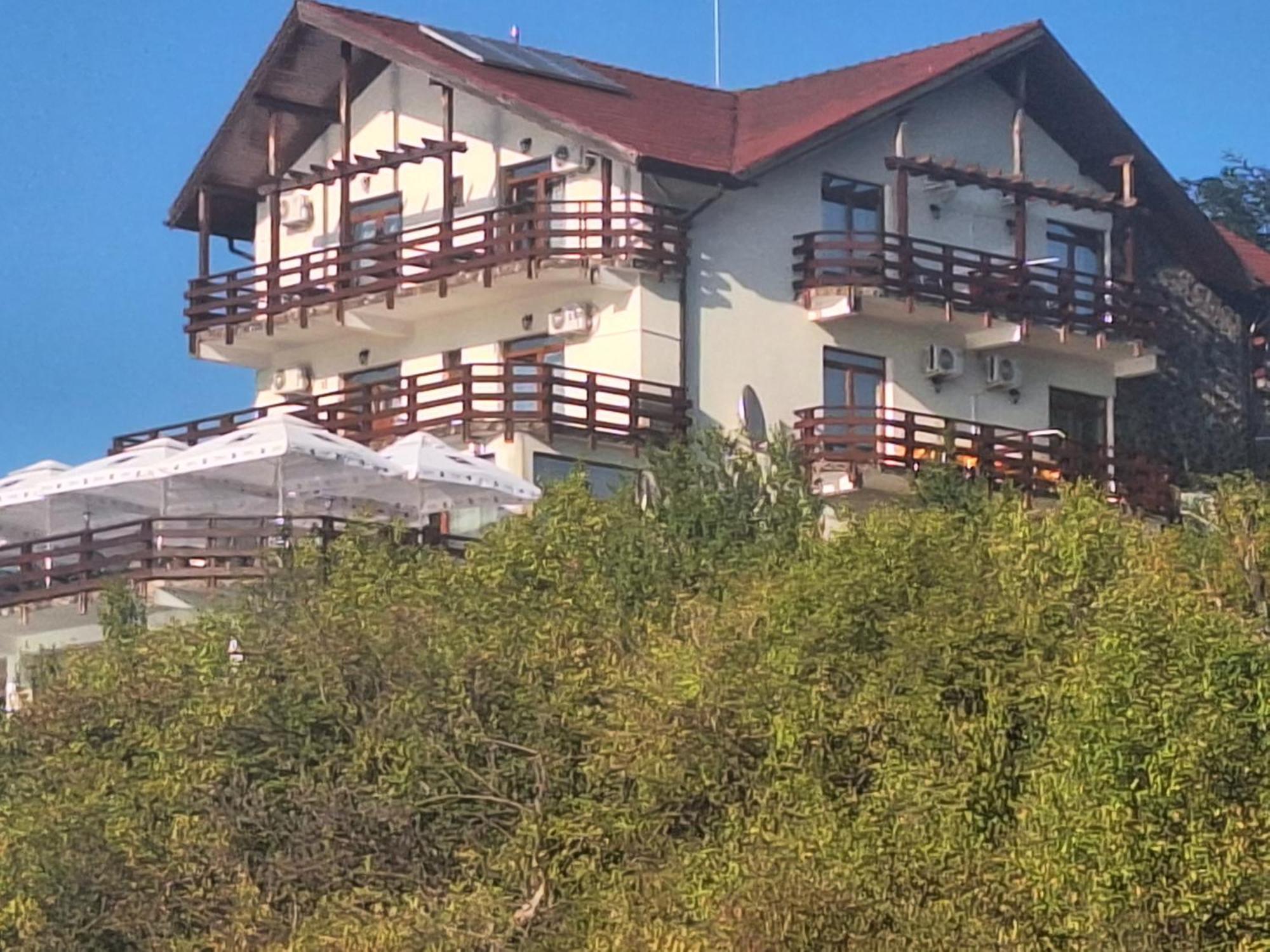 Pensiunea Belvedere Cincis Exterior foto