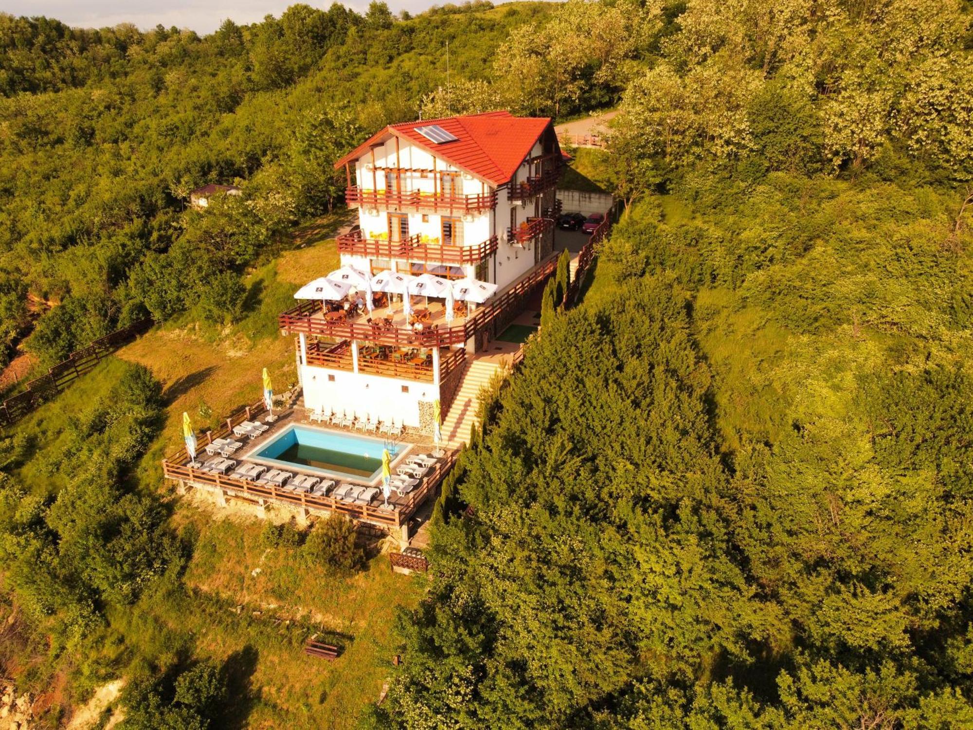 Pensiunea Belvedere Cincis Exterior foto